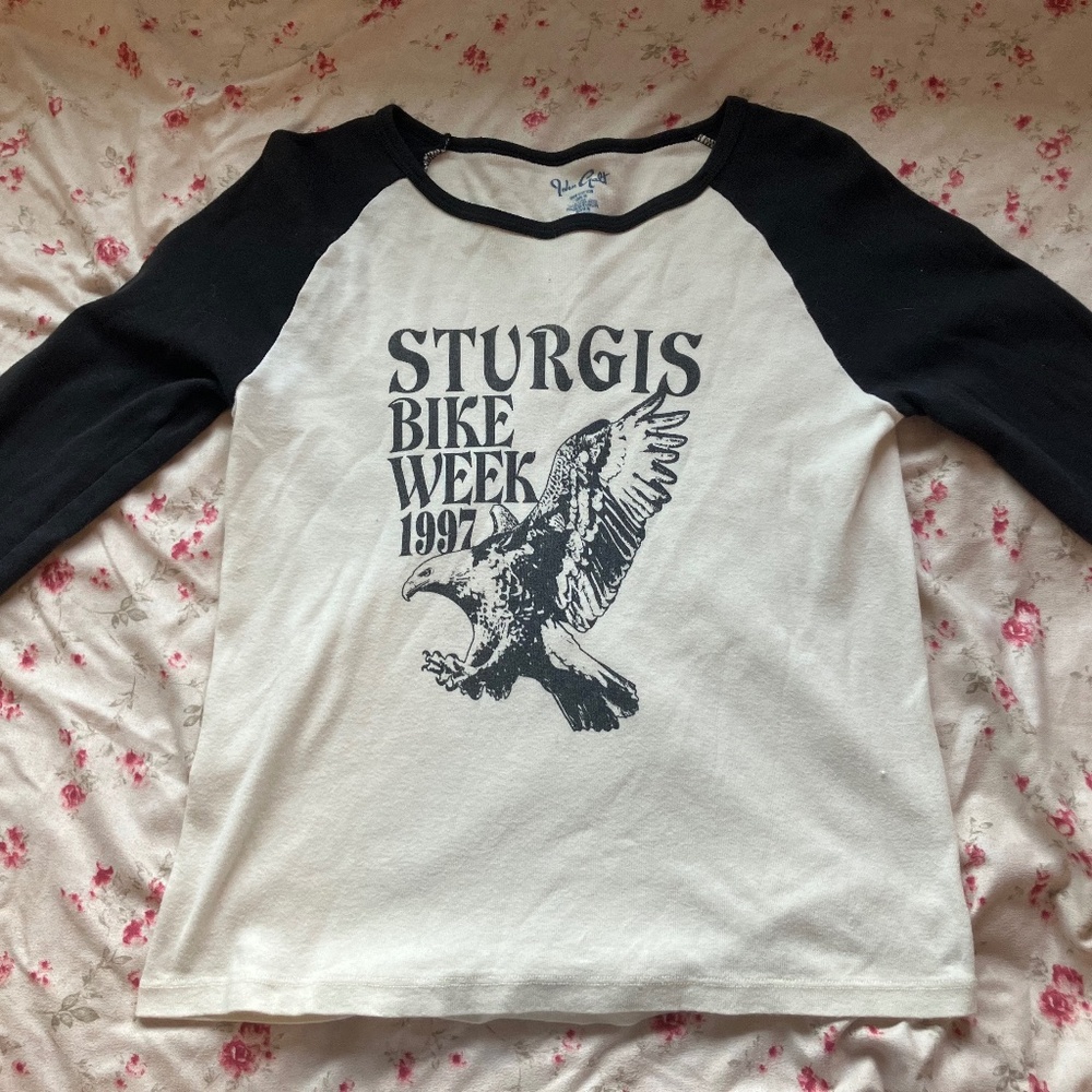 brandy melville long sleeve